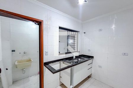Cozinha de casa de condomínio para alugar com 3 quartos, 128m² em Vila Carrão, São Paulo
