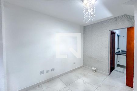 Sala de casa de condomínio para alugar com 3 quartos, 128m² em Vila Carrão, São Paulo