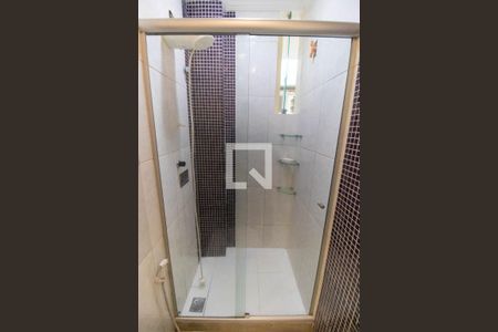 Banheiro de apartamento para alugar com 1 quarto, 50m² em Centro, Niterói