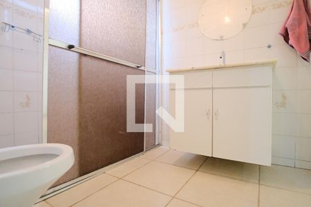 Banheiro da Suíte de casa para alugar com 2 quartos, 120m² em Vila Carrão, São Paulo