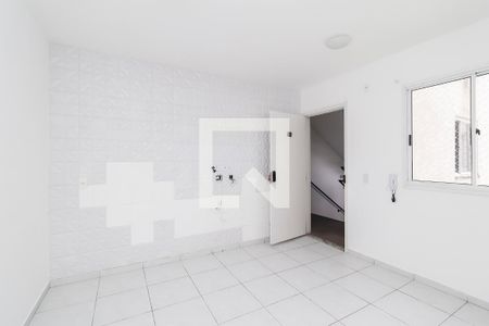 Sala de apartamento para alugar com 2 quartos, 42m² em Jardim Nélia, Ferraz de Vasconcelos