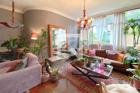 Apartamento à venda com 4 quartos, 200m² em Funcionários, Belo Horizonte