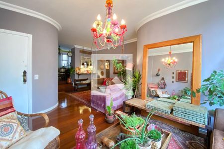 Apartamento à venda com 4 quartos, 200m² em Funcionários, Belo Horizonte