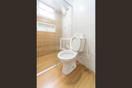 Banheiro  de apartamento à venda com 2 quartos, 55m² em Jardim Alvorada, Santo André