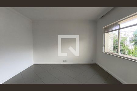 Sala de casa para alugar com 3 quartos, 170m² em Vila São José, São Paulo