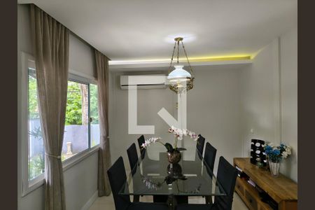 Casa de Condomínio à venda com 3 quartos, 425m² em Taquara, Rio de Janeiro