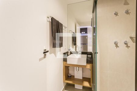 Banheiro de kitnet/studio para alugar com 1 quarto, 35m² em Vila Olímpia, São Paulo
