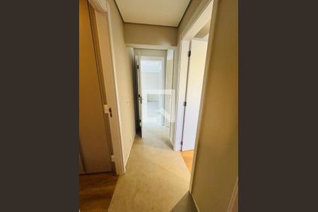 Corredor de apartamento para alugar com 3 quartos, 110m² em Barra Funda, São Paulo