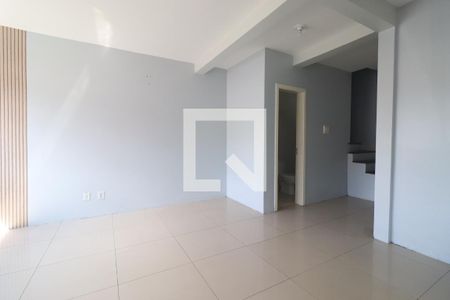 Sala de casa de condomínio à venda com 2 quartos, 110m² em Canudos, Novo Hamburgo