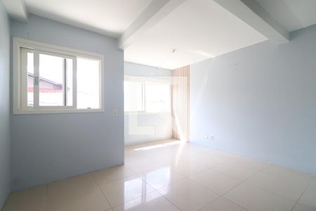 Sala de casa de condomínio à venda com 2 quartos, 110m² em Canudos, Novo Hamburgo