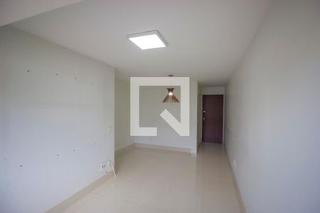 Apartamento para alugar com 3 quartos, 78m² em Qi 27, Brasília