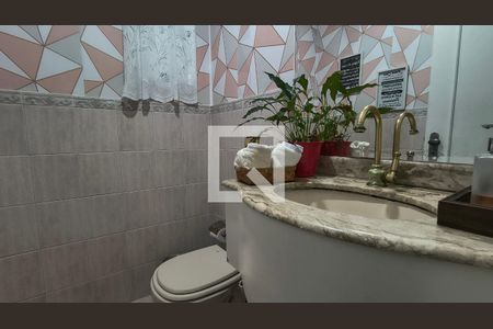 Lavabo  de casa de condomínio para alugar com 5 quartos, 250m² em Recreio dos Bandeirantes, Rio de Janeiro