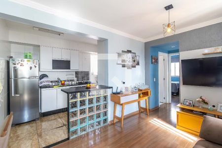 Sala de apartamento à venda com 2 quartos, 60m² em Heliópolis, Belo Horizonte