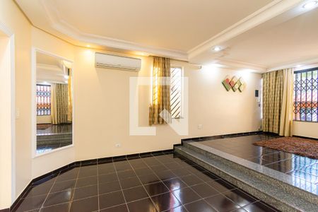 Sala de casa à venda com 3 quartos, 240m² em Vila California, São Paulo