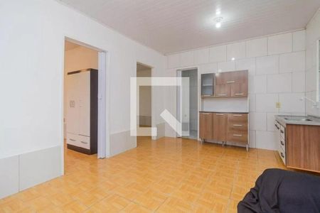 Sala / Cozinha  de casa para alugar com 2 quartos, 60m² em Medianeira, Porto Alegre