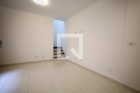 Sala de apartamento para alugar com 2 quartos, 90m² em Pinheirinho, Santo André