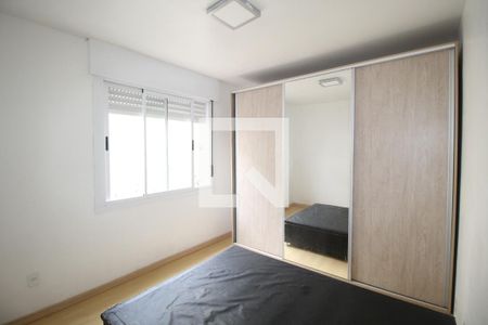Quarto 2 de apartamento para alugar com 3 quartos, 65m² em Vila Ipiranga, Porto Alegre