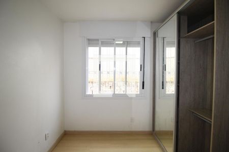 Quarto 1 de apartamento para alugar com 3 quartos, 65m² em Vila Ipiranga, Porto Alegre