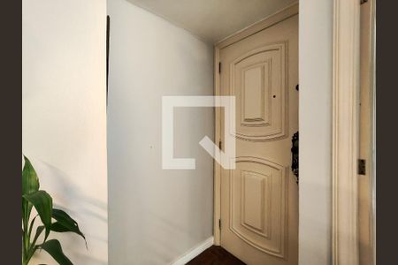 Entrada de apartamento para alugar com 2 quartos, 77m² em Vila Isabel, Rio de Janeiro