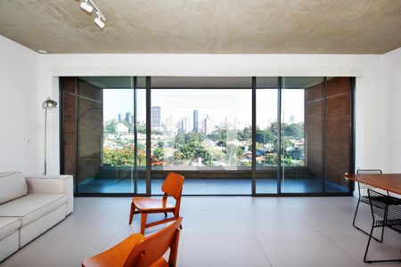 Apartamento à venda com 2 quartos, 129m² em Pinheiros, São Paulo