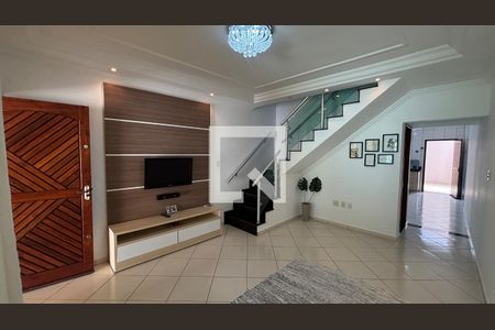 Sala de casa para alugar com 3 quartos, 126m² em Vila Camilópolis, Santo André