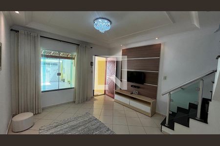 Sala de casa para alugar com 3 quartos, 126m² em Vila Camilópolis, Santo André
