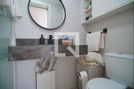 Banheiro da Suíte de apartamento à venda com 3 quartos, 79m² em Jardim Sabará, Porto Alegre