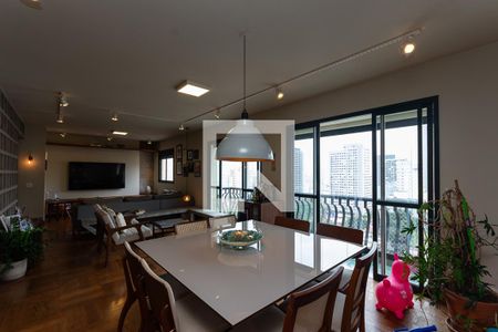 Sala de apartamento à venda com 3 quartos, 158m² em Pompeia, São Paulo