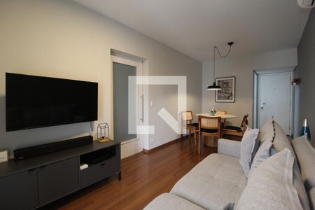 Sala de apartamento para alugar com 2 quartos, 74m² em Indianópolis, São Paulo