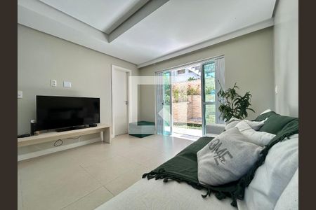 Sala  de casa para alugar com 2 quartos, 230m² em Saco dos Limões, Florianópolis