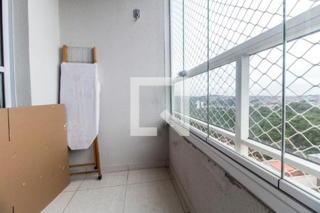 Varanda de apartamento para alugar com 2 quartos, 54m² em Jardim Ana Estela, Carapicuíba