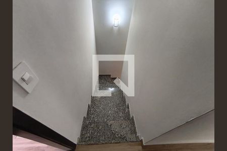 Escada de casa à venda com 3 quartos, 125m² em Vila Matilde, São Paulo