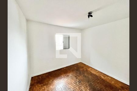 Quarto 2 de casa de condomínio para alugar com 3 quartos, 75m² em Vila Baruel, São Paulo