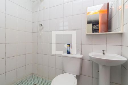 Banheiro da Suíte de casa de condomínio à venda com 2 quartos, 57m² em Itaquera, São Paulo