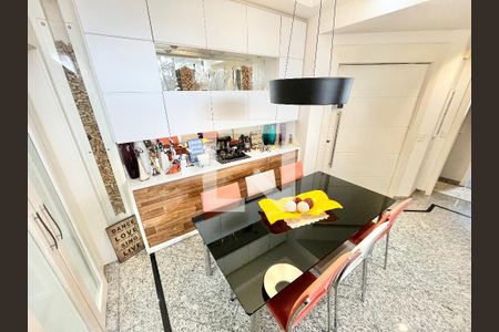Sala de apartamento à venda com 3 quartos, 126m² em Santana, São Paulo