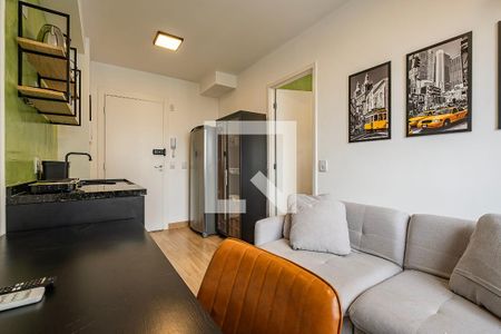 Sala/Cozinha de apartamento à venda com 1 quarto, 24m² em Pinheiros, São Paulo