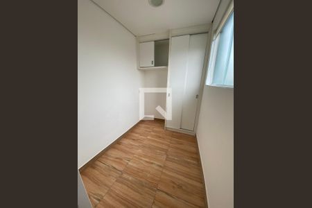 Casa para alugar com 1 quarto, 45m² em Jardim Santa Edwiges (grajau), São Paulo