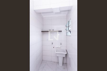 Sala, cozinha e área de serviço de apartamento para alugar com 1 quarto, 26m² em Vila dos Remedios, São Paulo