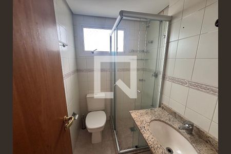 Banheiro de apartamento à venda com 2 quartos, 50m² em Boa Vista, Porto Alegre