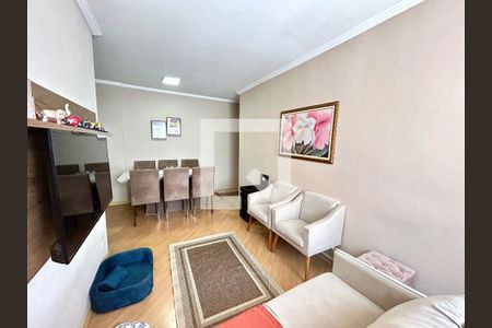 Sala de apartamento à venda com 2 quartos, 56m² em Jardim Cocaia, Guarulhos