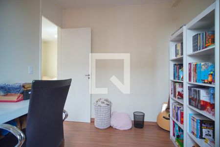 Quarto 2 de apartamento à venda com 2 quartos, 43m² em Rubem Berta, Porto Alegre