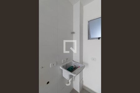 Cozinha e Área de Serviço de apartamento para alugar com 2 quartos, 45m² em Vila Ré, São Paulo