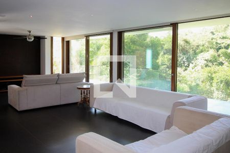 Sala de casa de condomínio à venda com 5 quartos, 496m² em Partenon, Porto Alegre