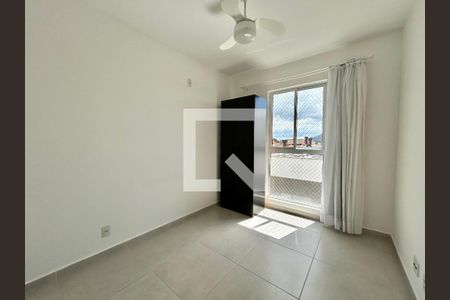 Quarto  de apartamento para alugar com 2 quartos, 66m² em Alto Ribeirão Leste, Florianópolis