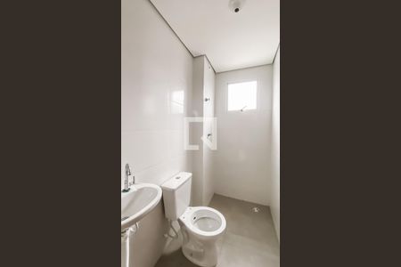 Banheiro de apartamento para alugar com 2 quartos, 37m² em Vila Costa Melo, São Paulo