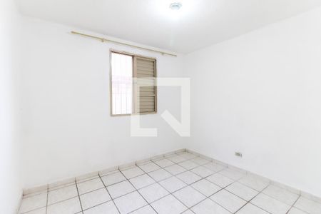 Quarto 1 de apartamento para alugar com 2 quartos, 42m² em Conjunto Habitacional Inácio Monteiro, São Paulo