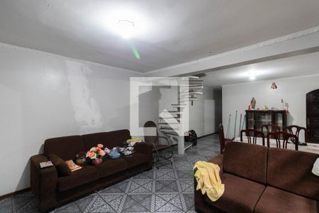 Sala de casa à venda com 4 quartos, 120m² em Jardim Cotinha, São Paulo