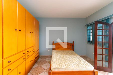 Quarto 1 de casa para alugar com 3 quartos, 125m² em Vila California, São Paulo