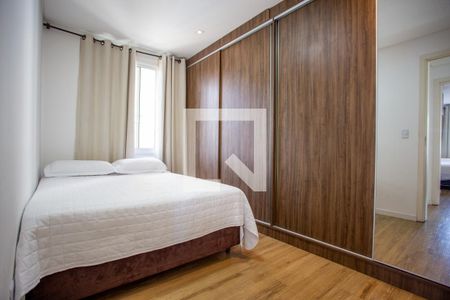 Quarto 1 de apartamento para alugar com 2 quartos, 77m² em Alto da Xv, Curitiba