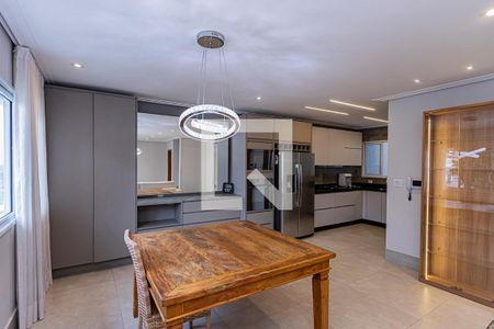 Sala e cozinha de casa à venda com 3 quartos, 200m² em Parque Sao Domingos, São Paulo